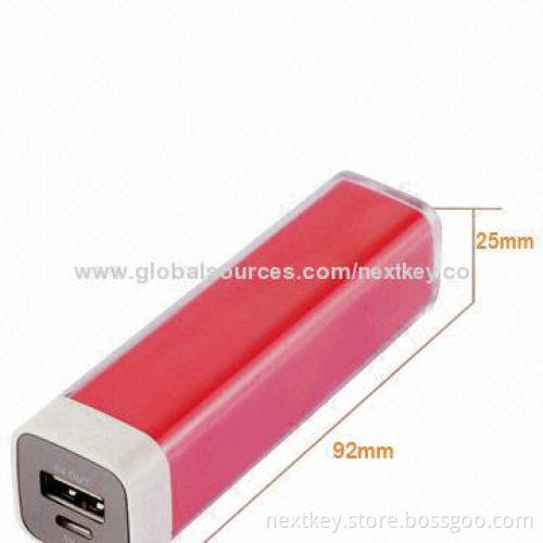 Colorful 2,600mAh Lipstick Phone Charger with Plastic Good Design